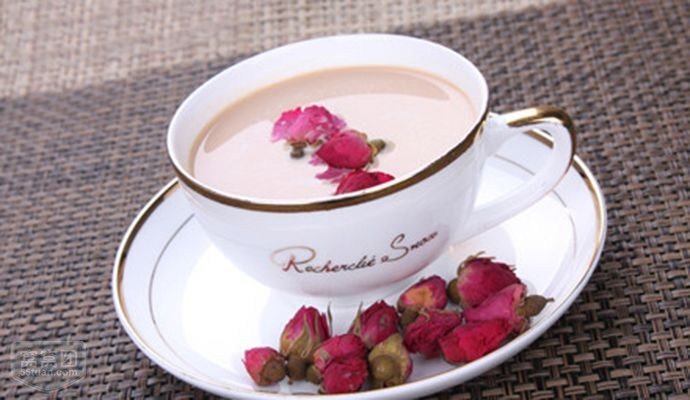 「玫瑰奶茶」